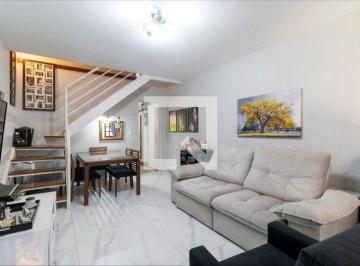 Localizada em São Paulo, no charmoso bairro da Vila Alexandria, esta casa oferec · Casa à Venda - Campo Belo, 2 Quartos, 118 m2