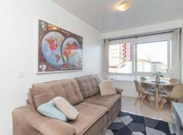 Apartamento · 43m² · 1 Quarto · 1 Vaga · Apartamento na Cidade Baixa de 1 dormitório vaga e infra