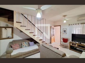 Localizada no renomado bairro Parque Residencial da Lapa, esta charmosa casa pos · Casa à Venda - Água Branca, 2 Quartos, 160 m2