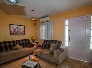 Casa · 139m² · 3 Quartos · 2 Vagas · Casa de 3 quartos e 2 vagas de garagem no bairro Nonoai Porto Alegre.