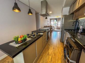 Apartamento de 2 quartos, Porto Alegre · Apartamento com 2 dormitórios, suíte, com 69m² no bairro Cristal em Porto Alegre