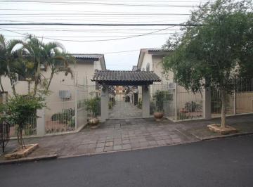 Casa · 95m² · 3 Quartos · 2 Vagas · Casa em condomínio com 2 vagas de garagem para carros pequeno !