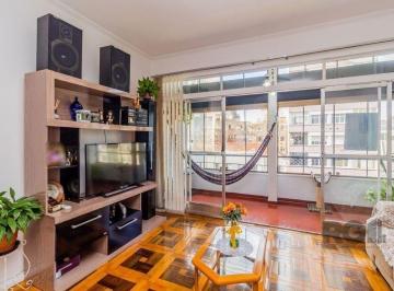 Apartamento · 88m² · 3 Quartos · Excelente apartamento de 88m² com 3 dormitórios e sacada.