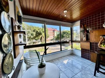 Apartamento · 106m² · 3 Quartos · 1 Vaga · Apartamento 3 dormitórios, sendo 1 suíte, banho social + dependência, mobiliado com vista para praça