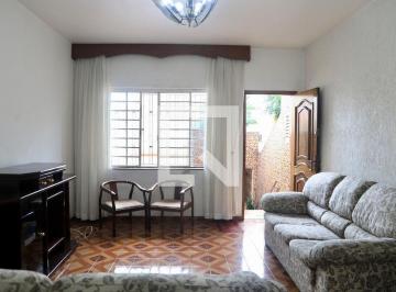 Esta encantadora casa conta com 120m² de espaço bem distribuído, incluindo 2 qua · Casa à Venda - Saúde, 2 Quartos, 120 m2