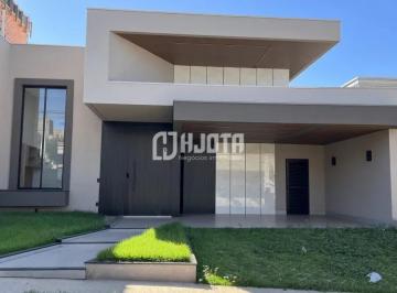 Casa · 379m² · 3 Quartos · Casa à venda - no Condomínio Vilage La Montagne