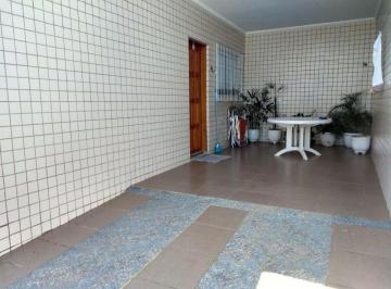 Casa de 2 quartos, Peruíbe · Casa com 2 quartos e área gourmet em Peruíbe.