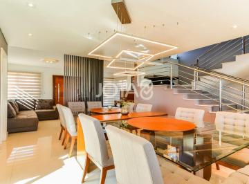 Casa · 289m² · 3 Quartos · 4 Vagas · Casa à venda - em Pilarzinho