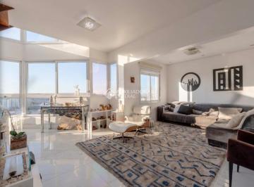 Apartamento · 203m² · 3 Quartos · 3 Vagas · Cobertura duplex com 03 dorm. transformados em 02 suítes com 202metros.