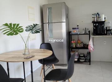 Descubra o conforto e a conveniência de morar neste deslumbrante apartamento res · Apartamento MOBILIADO, 2 quartos. Soho Residence.