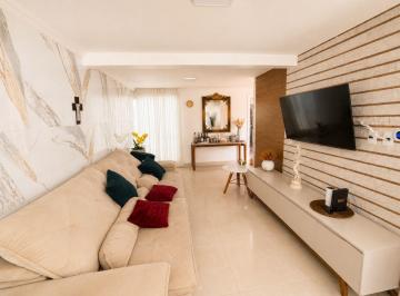 Casa de 3 quartos, Brasília · SOBRADINHO- 3 QUARTOS SENDO 1 SUÍTE- ESCRITÓRIO-GARAGEM- ACEITA FINANCIAMENTO E FGTS