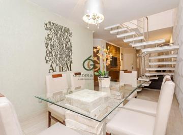 Casa · 240m² · 4 Quartos · 3 Vagas · Sobrado Espaçoso com 240 m², 4 Quartos, Área Gourm