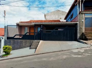 Casa , Bragança Paulista · Casa ampla com salão e ambientes extras - Bragança Paulista