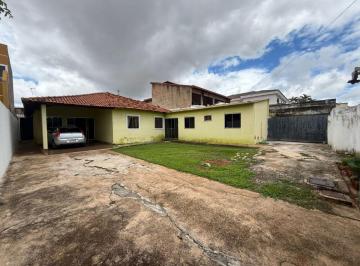 Casa de 5 quartos, Brasília · CASA À VENDA EM CONDOMÍNIO FECHADO.