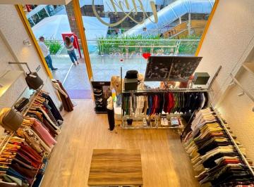 Comercial , Águas Claras · Loja de multimarcas, montada, ótima clientela, marcas famosa, Aguas Claras Shopping