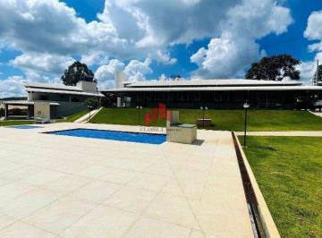 01 · Casa à venda - em Esmeraldas