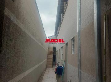 Casa · 70m² · 2 Quartos · 2 Vagas · Excelente Casa Terrea no bairro Parque Interlagos em otimo Local