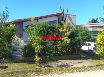 Casa · 220m² · 3 Quartos · 5 Vagas · Casa na Praia da Lagoinha (Porteira Fechada) - 3 suítes - Ubatuba
