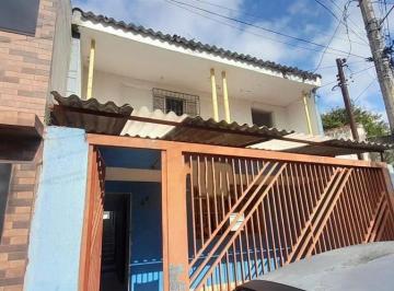 e0d26534-f02b-4c6c-9c50-93f70822cda5 · Espetacular sobrado para locação em Vila Espanhola com 2 quartos, 95m²