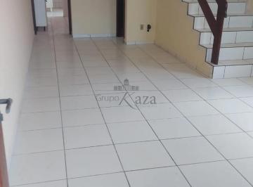 Casa · 137m² · 3 Quartos · 3 Vagas · Oportunidade - Casa Sobrado - Jardim Ismênia - 3 Dormitórios - 132m².