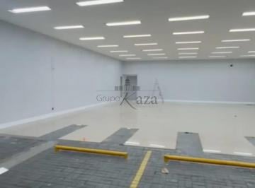 Comercial · 300m² · 4 Vagas · Oportunidade - Ponto Comercial - Centro - 300m².