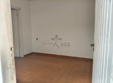 Casa · 152m² · 3 Quartos · 2 Vagas · Oportunidade - Casa - Jardim Santo Antônio da Boa Vista - 3 Dormitórios - 210m².