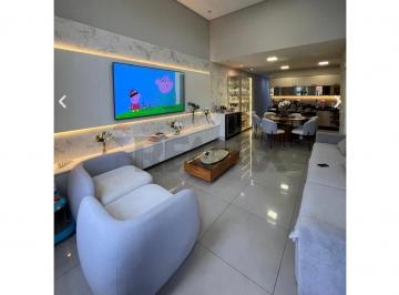 Casa · 240m² · 3 Quartos · 2 Vagas · Casa mobiliada para locação no condomínio Aruã