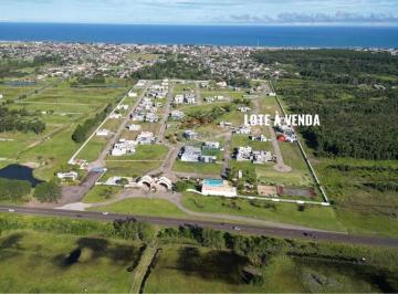 Terreno · 300m² · Barbada!!! R$ 100mil de entrada e saldo em 30X de 3mil - Lote em Condomínio Fechado R$ 190.000,00 (P