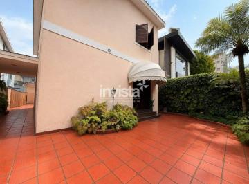 Casa · 320m² · 5 Quartos · 2 Vagas · Casa à venda no bairro Embaré