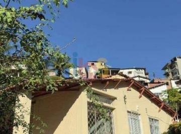Casa · 108m² · 3 Quartos · 5 Vagas · Alugo Casa no Bairro Teresópolis