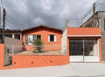 Casa · 250m² · 3 Quartos · CASA ASSOBRADADA COM 3 QUARTOS SENDO 1 SUITE - ZULMIRA