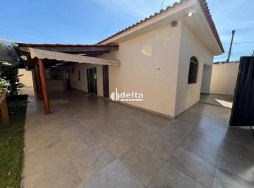 Casa · 250m² · 3 Quartos · 4 Vagas · Casa com 4 quatros sendo 1 suíte disponível para locação no bairro Tibery em Uberlândia-MG