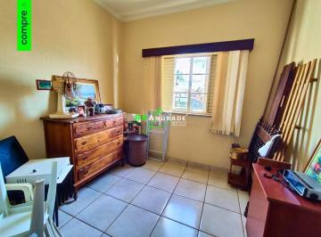 Comercial · 670m² · 3 Quartos · 2 Vagas · Prédio no Centro