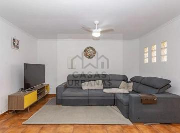 Casa · 124m² · 3 Quartos · 1 Vaga · Sobrado com 3 Qts (1 Suíte), Quintal e Garagem Fechada na Chácara Inglesa