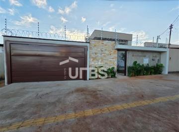 Casa · 218m² · 4 Quartos · 4 Vagas · Casa de Rua - Casa 4 quartos, sendo 4 suítes