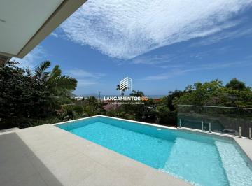Casa · 596m² · 5 Quartos · 6 Vagas · Casa com vista mar na Praia Brava