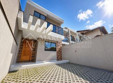 Casa · 115m² · 3 Quartos · 2 Vagas · Sobrado Novo com 3 Quartos na Escola Agrícola