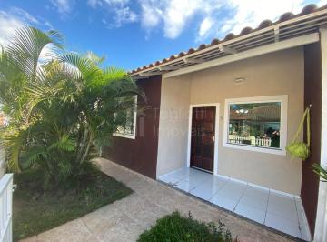 Casa · 95m² · 2 Quartos · 2 Vagas · Casa aconchegante em condomínio, localizada a apenas 1,5 km da lagoa!