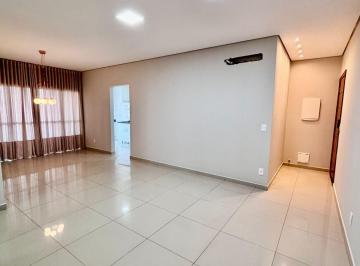 Apartamento · 110m² · 3 Quartos · 2 Vagas · Edifício Nova Petrópolis - Apartamento com 3 Quartos (1 Suíte) e Sacada Ampla no Edificio Nova Petró