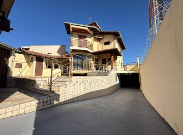 Casa · 264m² · 3 Quartos · 6 Vagas · Casa 03 Quartos, com piscina e área gourmet