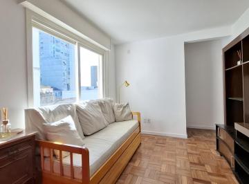 Apartamento · 40m² · 1 Quarto · Apartamento 1 quarto com elevador no Centro Histórico