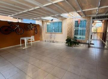 Casa · 280m² · 3 Quartos · 2 Vagas · Espaçosa Casa Isolada à Venda em Caiçara, Praia Grande - 3 Quartos