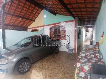 Casa · 125m² · 2 Quartos · 2 Vagas · Espaçosa Casa Geminada à Venda em Princesa, Praia Grande - 2 Quartos