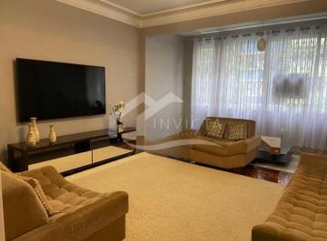 Apartamento · 205m² · 4 Quartos · 1 Vaga · MARAVILHOSO 4 QUARTOS A UMA QUADRA DA PRAIA POSSUINDO VARANDA!!!!!