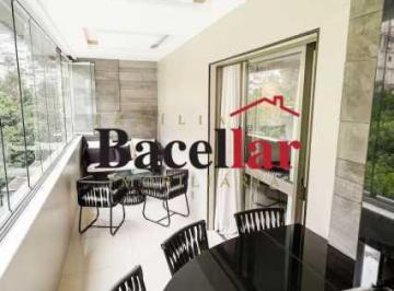 Apartamento · 118m² · 3 Quartos · 2 Vagas · Cobertura : Linear / Residencial / Copacabana