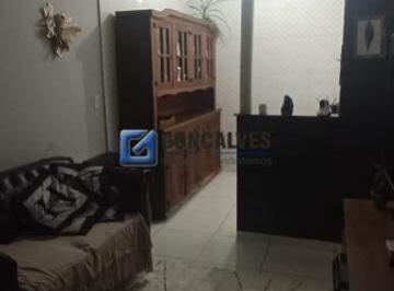 Casa · 230m² · 3 Quartos · Sobrado em São Caetano do Sul bem localizado