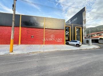 Comercial · 450m² · Salão comercial para Locação em Extrema - Mg, com aproximadamente 450m²
