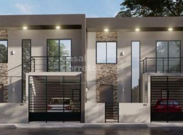 Casa · 135m² · 3 Quartos · 1 Vaga · Casa à venda no bairro São Pedro - Brusque/SC