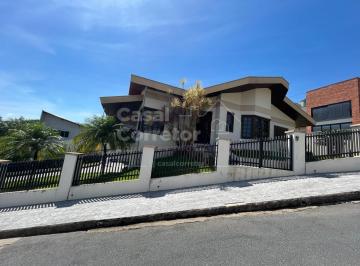 Casa · 241m² · 3 Quartos · 2 Vagas · Casa à venda no bairro Souza Cruz - Brusque/SC