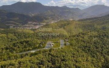 Terreno · 240m² · TERRENO PLANO DE 240M² – A OPORTUNIDADE QUE VOCÊ ESPERAVA